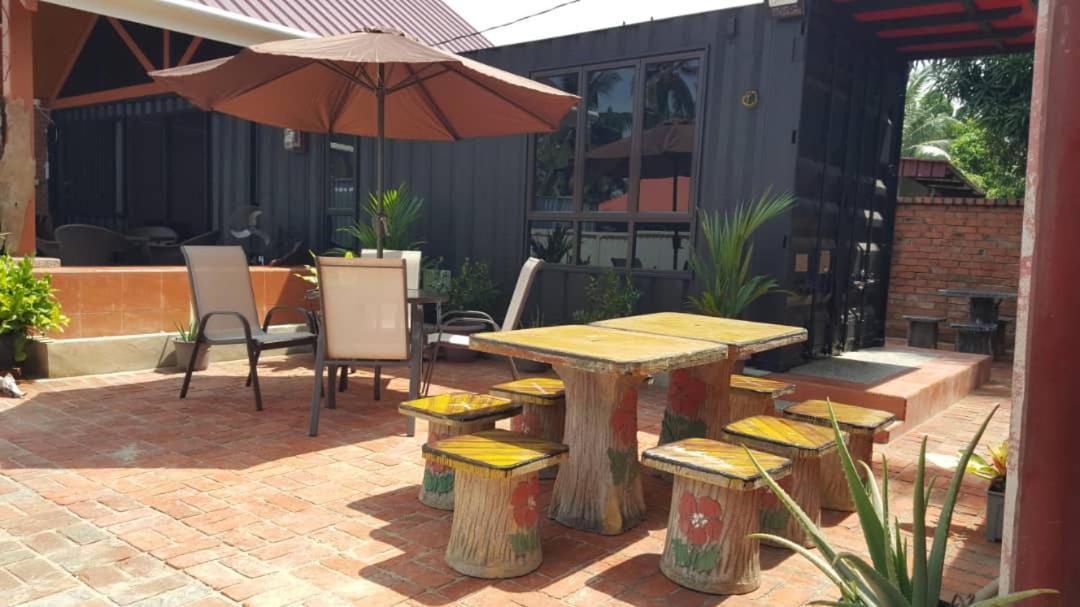 Homestay Umbai Kelana Merlimau Bagian luar foto