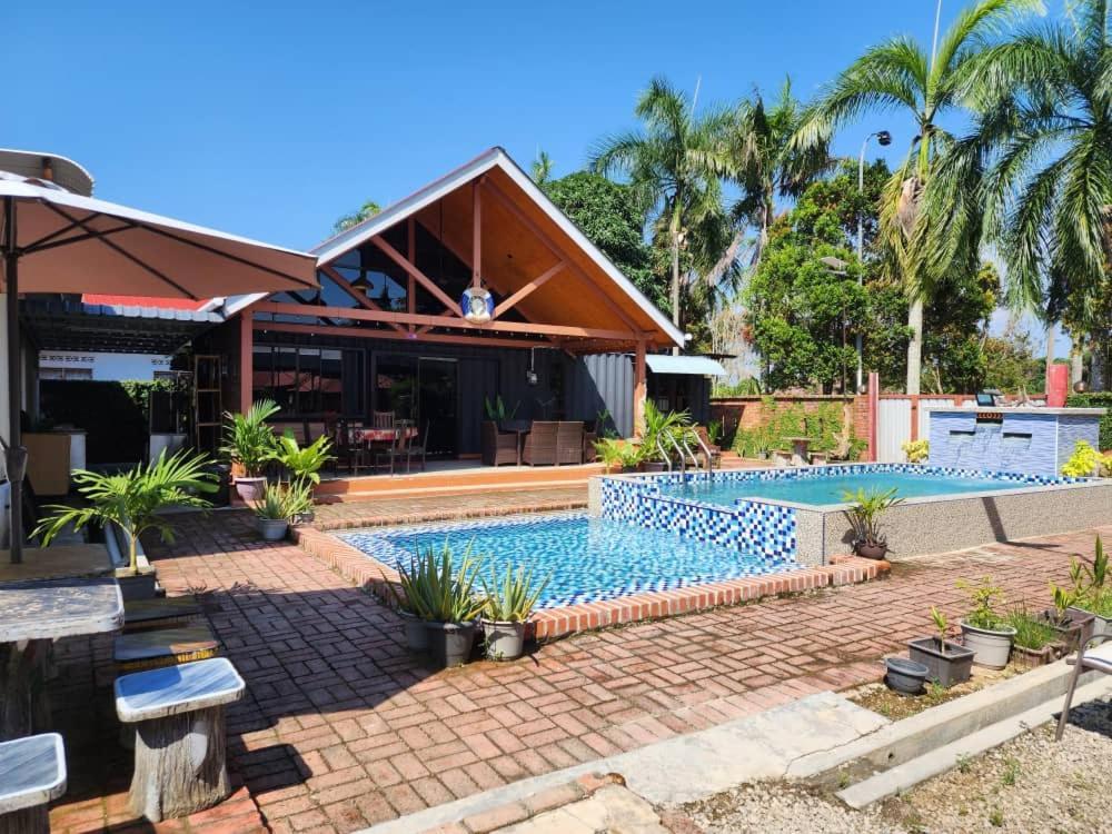 Homestay Umbai Kelana Merlimau Bagian luar foto